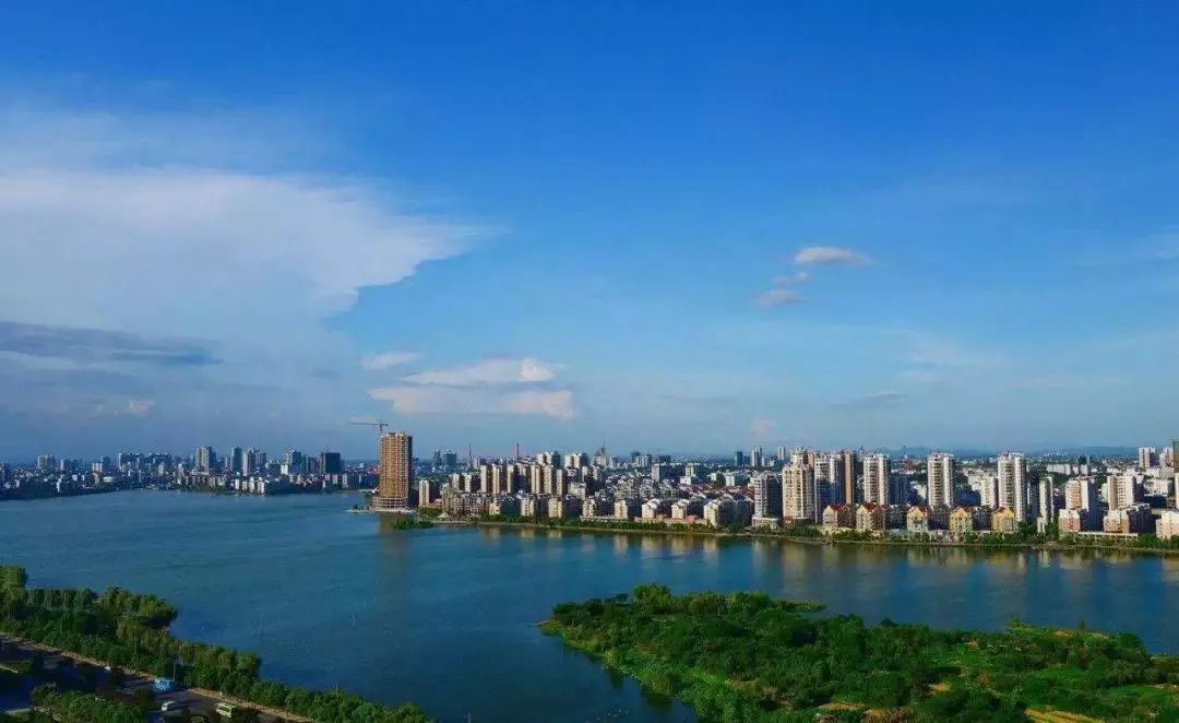 湖北小巷，探寻味蕾的秘密花园